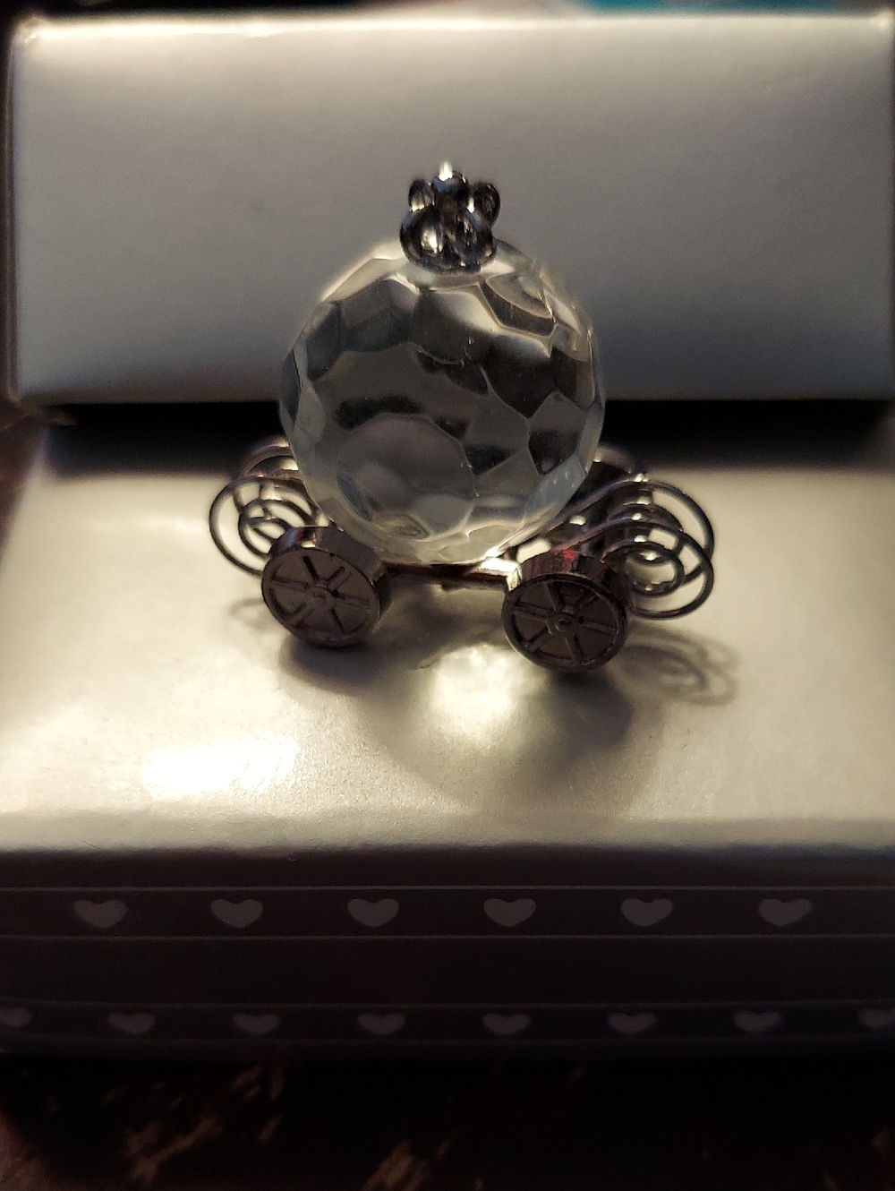 Crystal Glass Cinderella Pumpkin Carriage Ornament in Clear and Silver